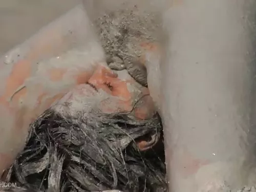 फ्रेकी स्टडले क्यामे ...