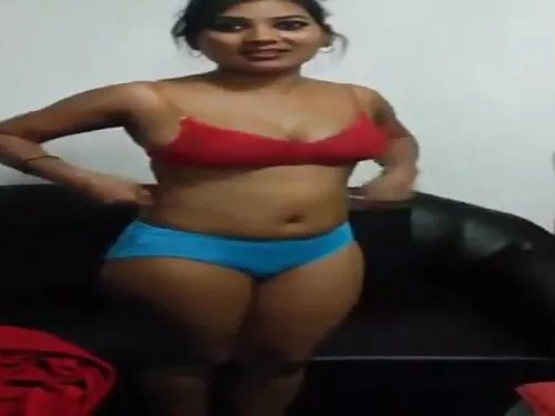 एशियाई प्यारी रातो प ...