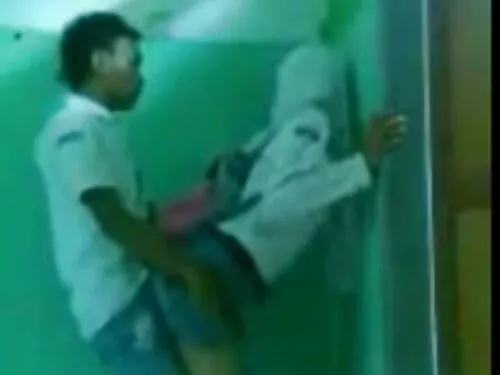 चार्ली जेम्स हार्डको ...