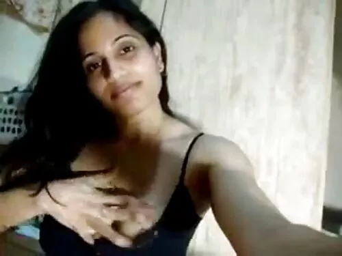 करिश्मा क्यापेली भाप ...