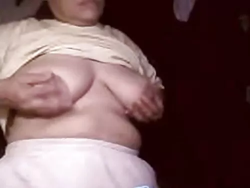 Busty bitchie nympho ...